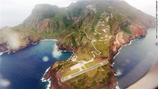 best365另类的飞机跑道 盘点11大惊奇跑道（图）(图4)
