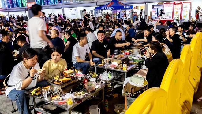 best365足协要叫停贵州村超？希望大人们不要多管闲事儿！(图26)