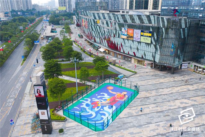 best365巨型“后浪”主题涂鸦！佛山又一网红篮球场来了！(图3)